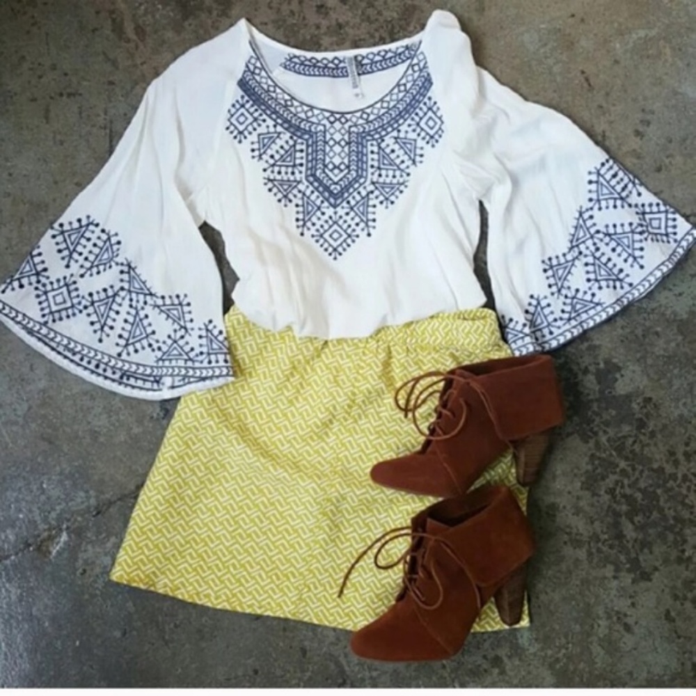 Dutch Embroidered Bell Sleeve Blouse NWOT